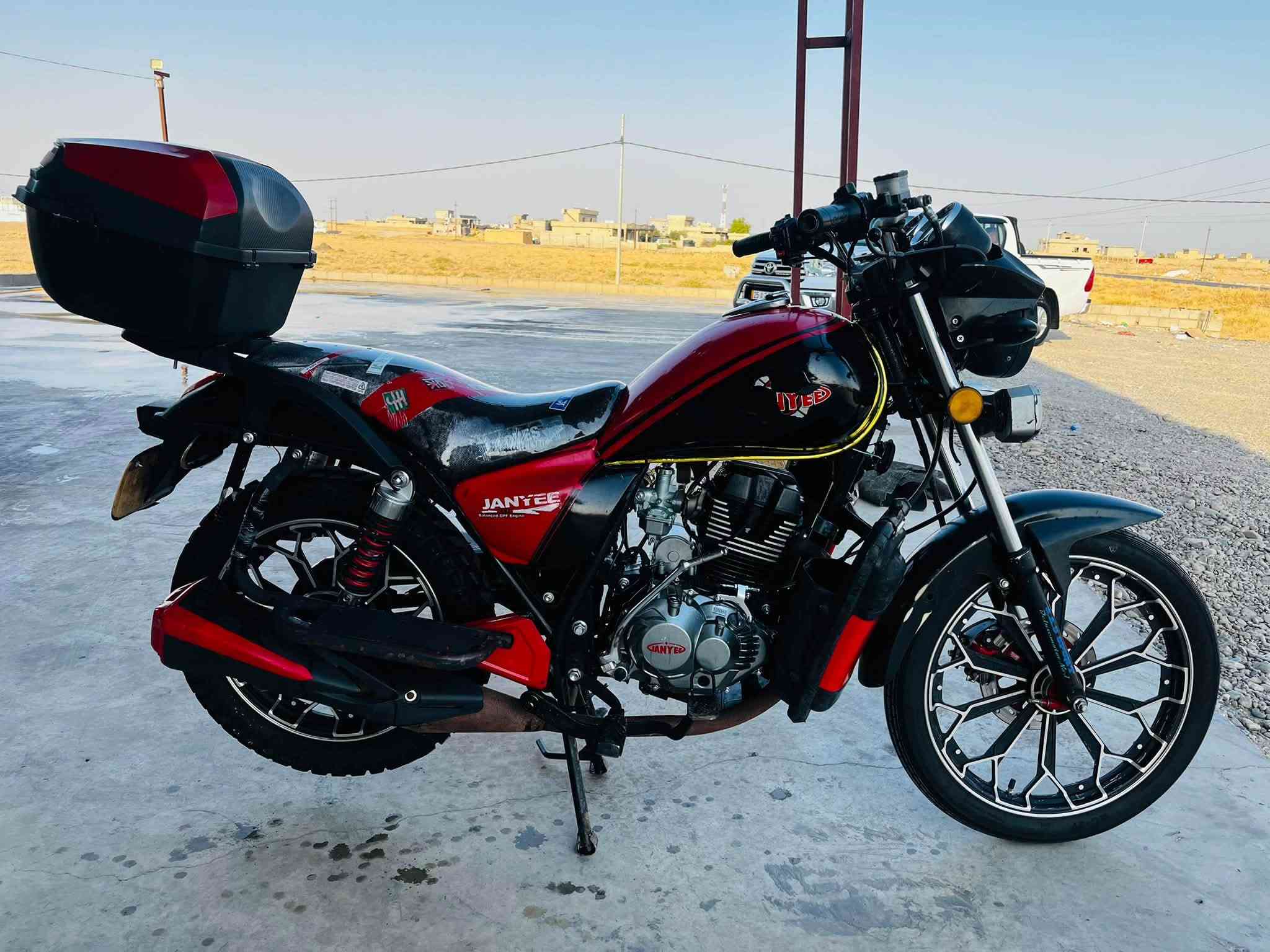 السلام عليكم   للبيع.  👈  ويرهم مراوس                                           موطور 🛵هايوشه أررنب (جني) 2023☑️ محرك كبس ما مفتوح شرط 🕢 باب اول وزن ثقيل / احله من الصوره شرط 📸سلف كهربائيات كلو شرط ✔️***********📞
مكان الدراجه الزاب
