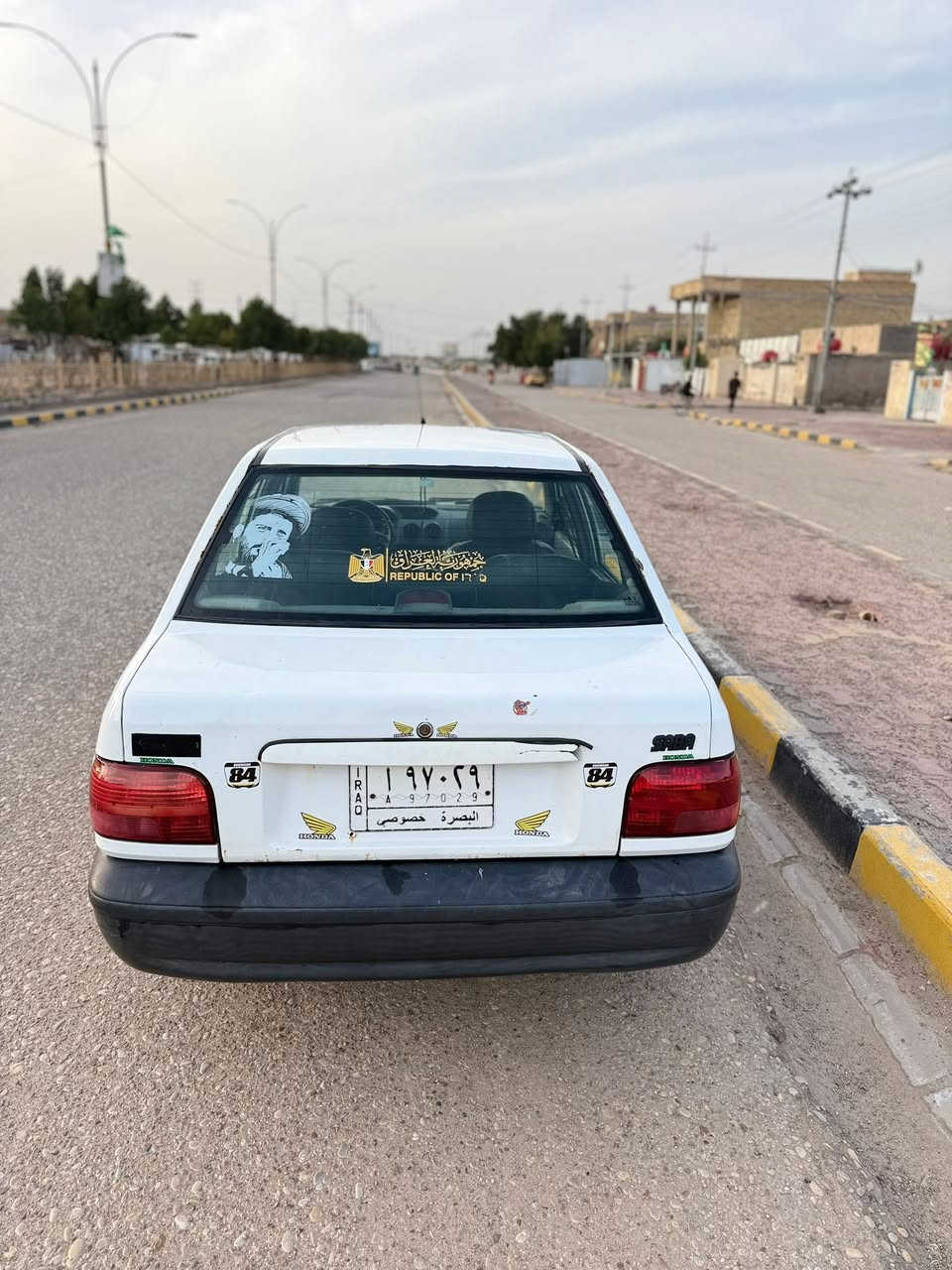 مكلف بالنشر سايبه موديل 2018  مصفره غرامات السياره ابلاد مكفوله من ضربه وتبديل ومكينه وكير وتخم تاير حداده جديده تبريد ثلج جاهزه مانقصهه ربع السياره كفاله من كلشي
السعر 28
المكان البصره قضاء القرنه
الشراي يتصل ويدلل
***********
