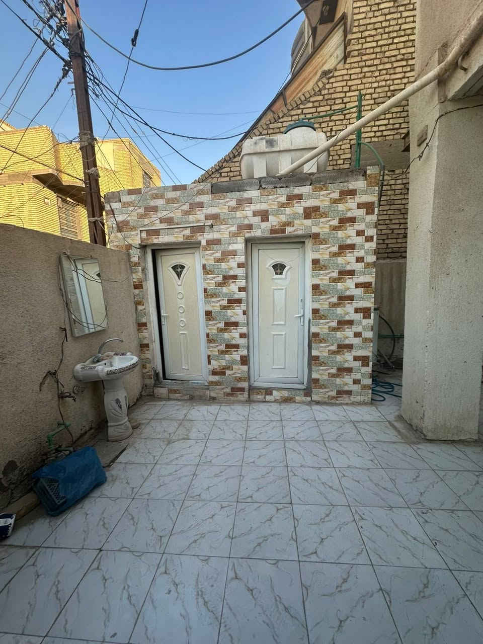 الصالحيه شارع النيل • ٢٥٠م • ٤غرف