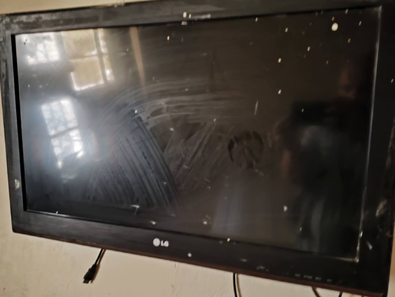 السلام عليكم
يا الله
بلازمات عدد ،3حجم 44وعدد 2,/32للبيع
وتخم عشرة مقاعد المراسلة على واتس اب 
رقم الهاتف ***********
