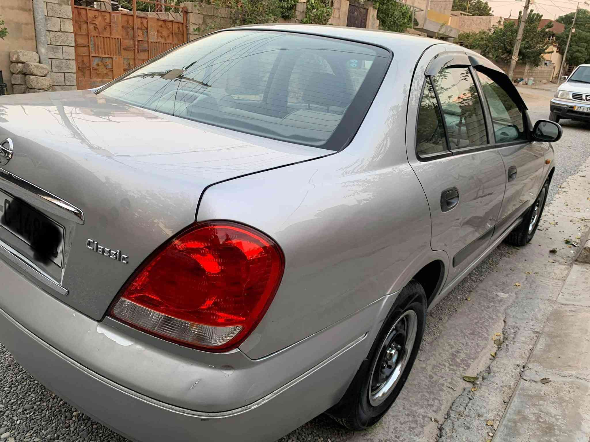 ‎نیسان سەنی یابانی سلڤەر گێڕ عادی مۆدێل 2009 بێ بۆیاخ سەنەوی تا 2029 تازەیە مەکینە سپیە ناو زەردە چوار تایەی تازەیە بە شەرتی تەحویل و غڕامەودەعم و لێدراو نرخی 80گەڵاو مەعامەلە ژ.م ***********
