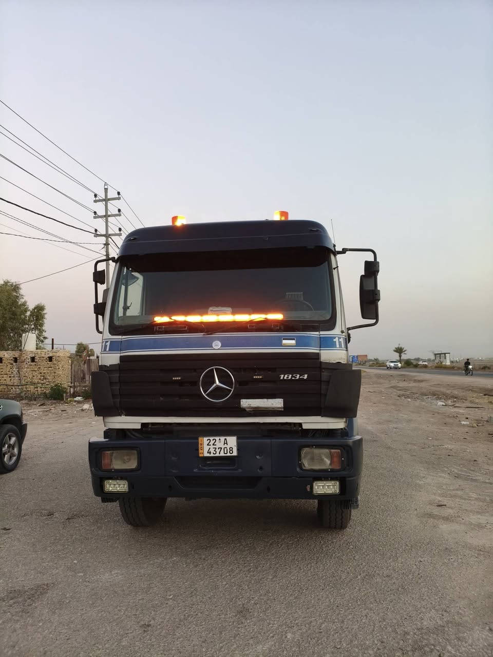 سلام عليكم للبيع كراوتي موديل 96كير كهربائي محور قلايج مكينه 6شاصي مكفول ما عده تطواله بي من الاخير وره الاكسل كرينه 3ونص طن شغاله كهربائيات اشاير دبل اشاره كله شغال كيوجه شغاله سياره بيه تخم تايرات جدد جاهزه للعمل رقم اربيل انكليزي بسمي تحويل مباشر سعر 185وبيه مجال للشراي ‏‪***********‬‏
