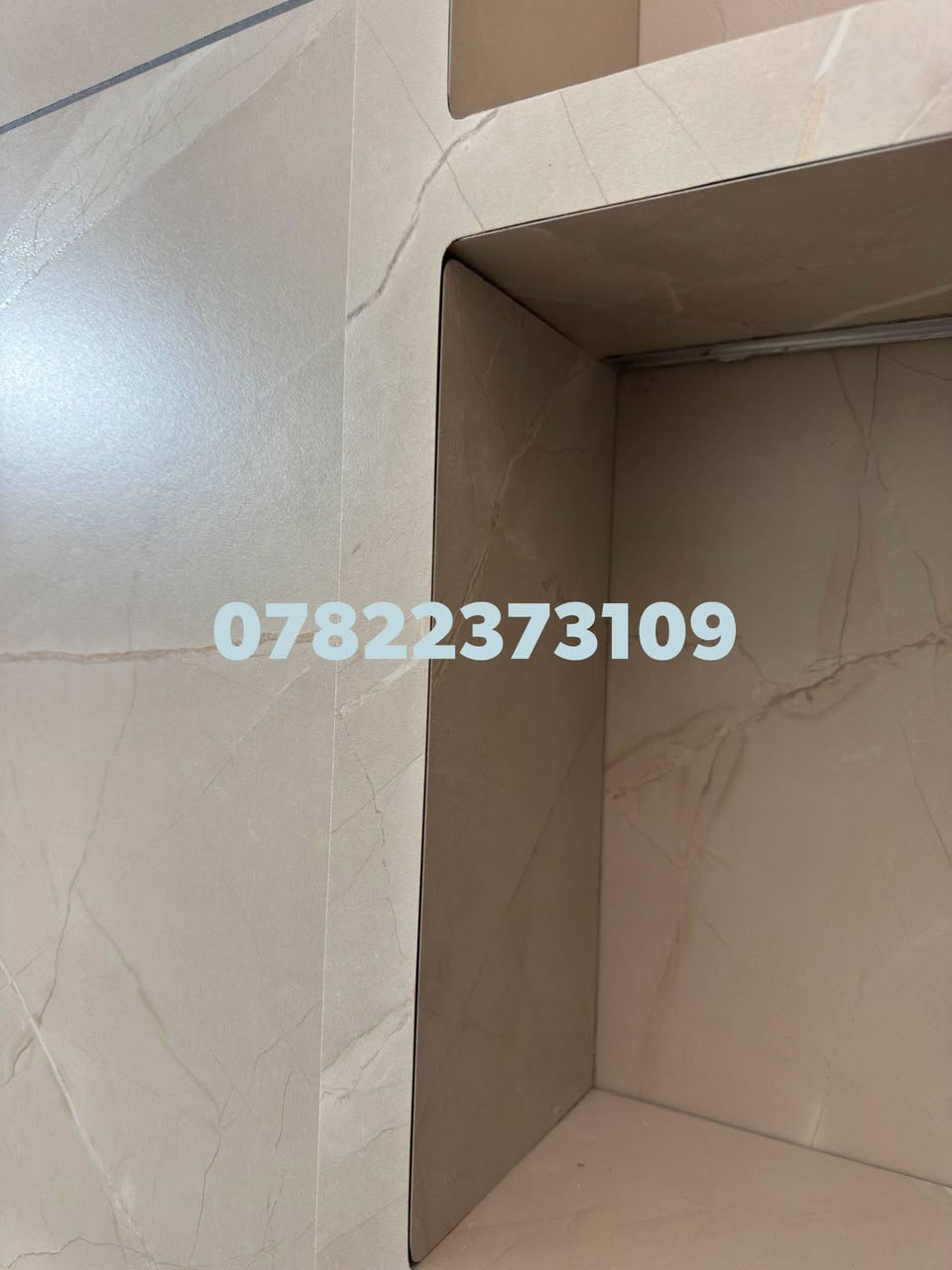 عمر المحمدي هذا بعض من عمالي يارب ينال عجابكم شغل سيراميك و بورسلين مرمر كرانيت كاشي لوح باركيه شغل درجة أولى رقم تلفون 
***********
***********
