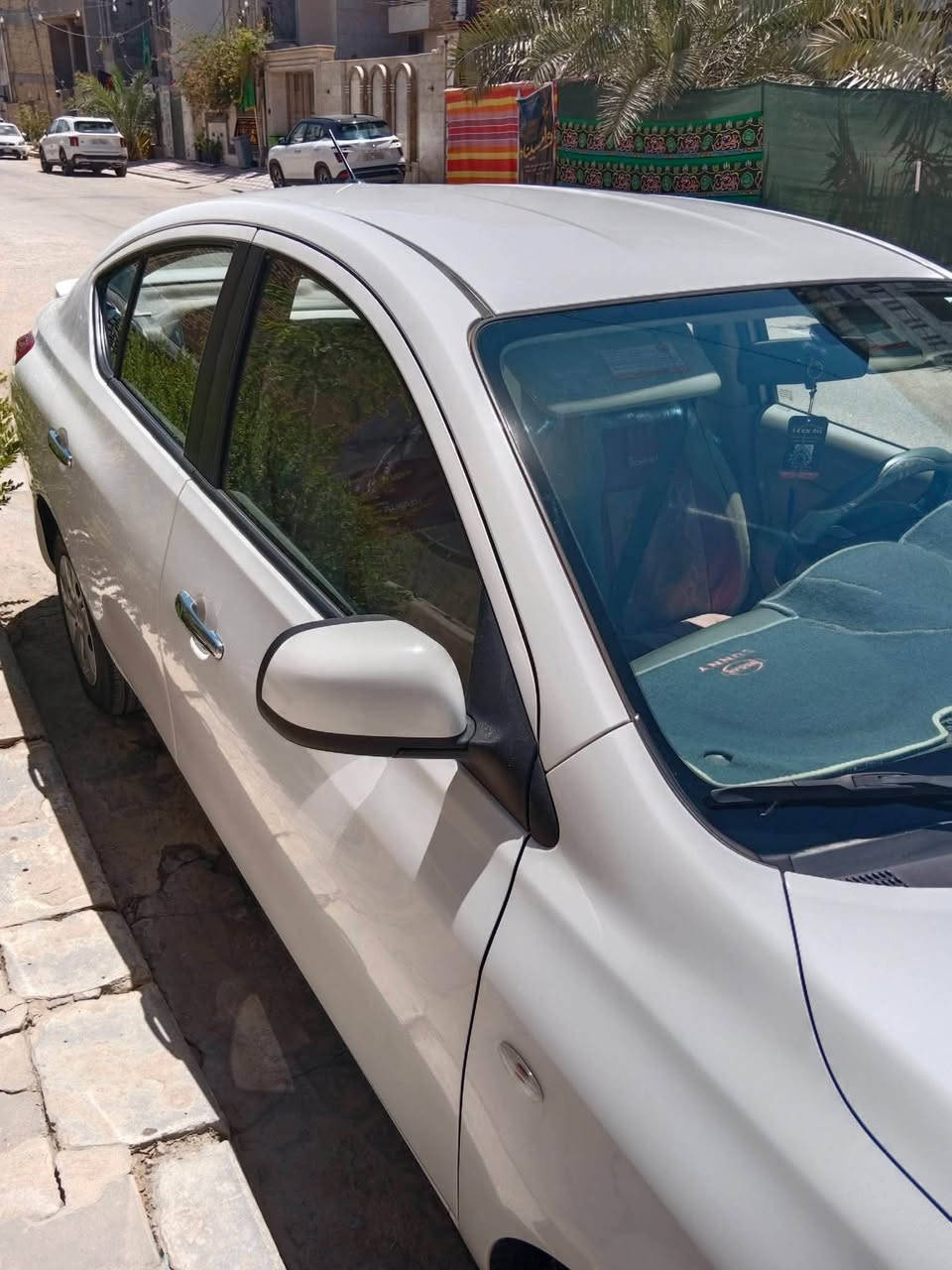 نيسان صني هندي موديل 20 ماشية 110المحرك والكير والحدادية والتبريد كفالة فيها كارت صغير في الجاملغ الأيمن والجاملغ الأيسر السعر 100ورقة مع المجال للشراي الاتصال على الرقم ***********
