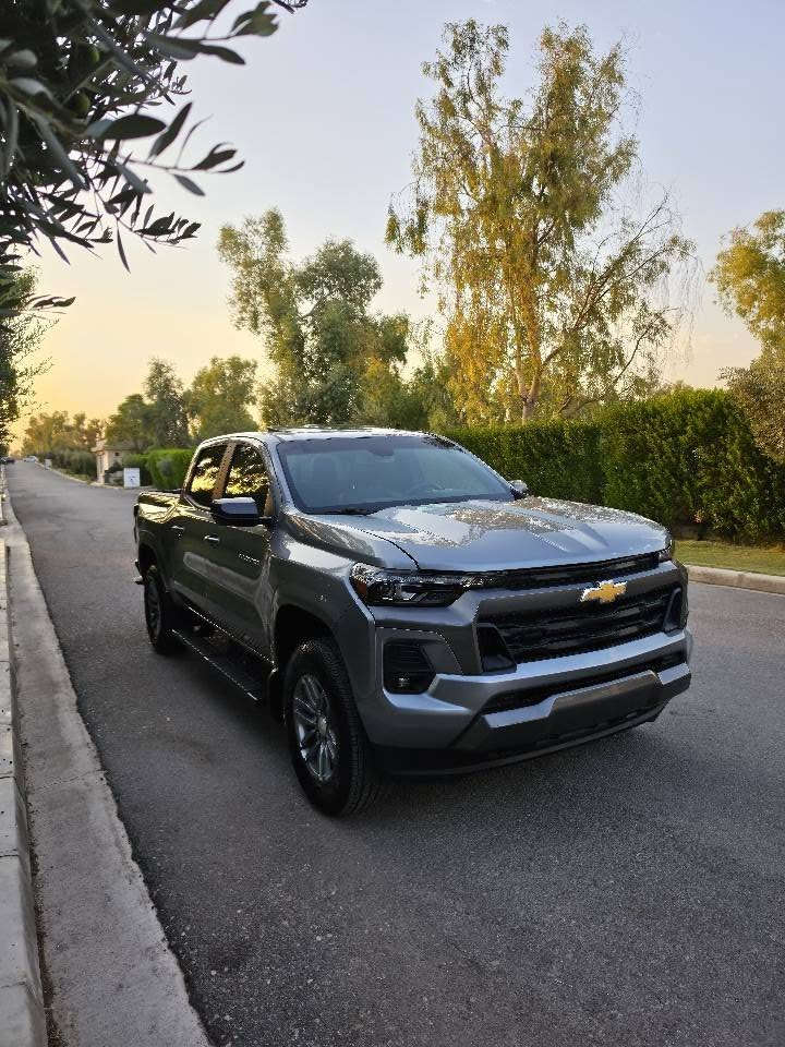 CHEVROLET COLORADO 2024 4WD LT
فول.قبات.مواسەفات.2024
بانوراما.دبل.اکسل4×4شاشە.کامل.لمس
کوشن.کامل.جلد.کارەبا.هیتەر.دوسە
ماشیە.4الف.میل2سویج.ویل.کروم
بدون.سبوغ100%
عینوان.اربیل
وتساب*********** أربيل, العراق
