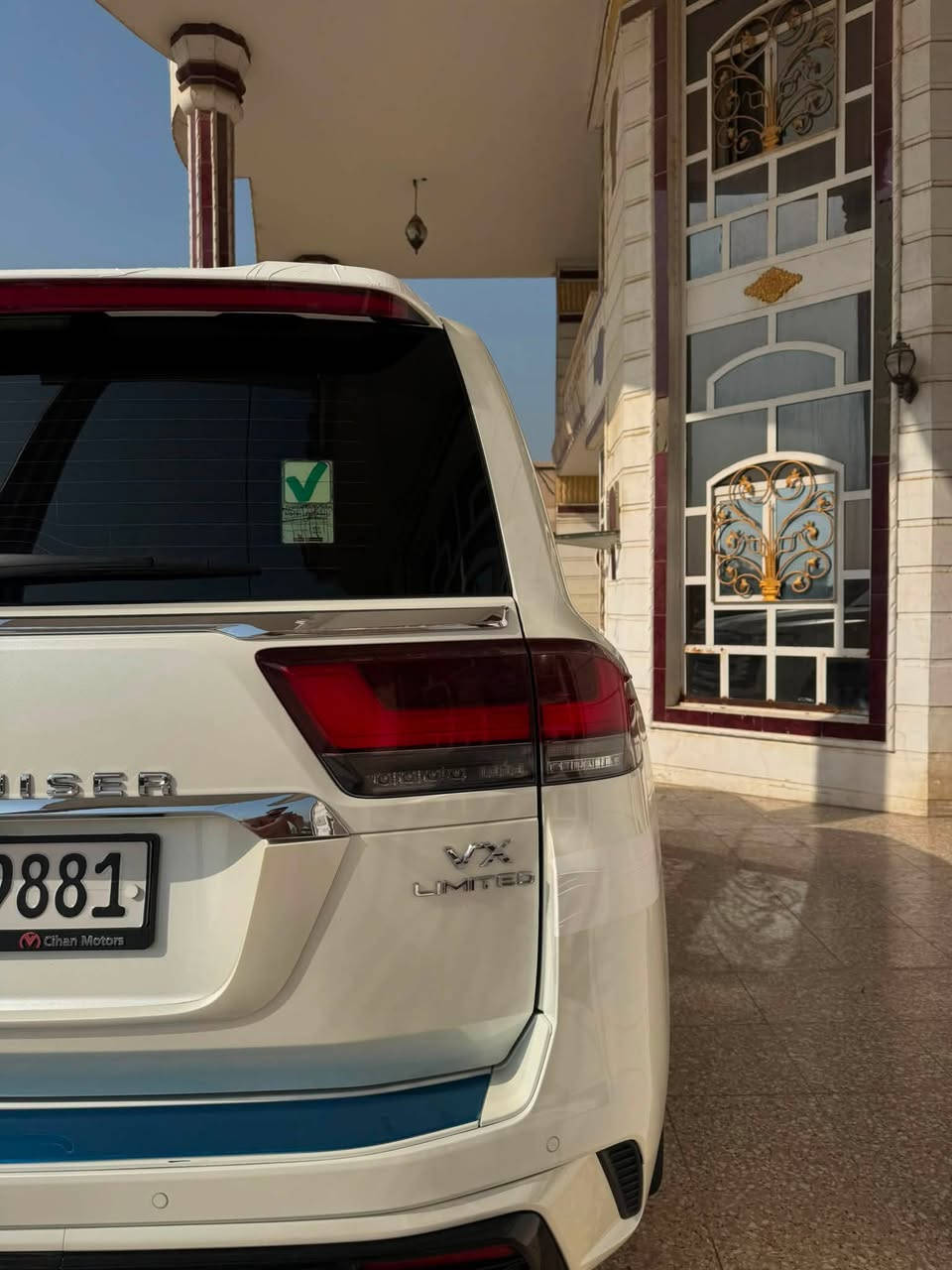 لاندكروز ، vx لمتد (2024)
فول مواصفات ١/١
ماشية ،٣٩ الف
كفاله عامه 
رقم اربيل ، مكانها بغداد 
***********
