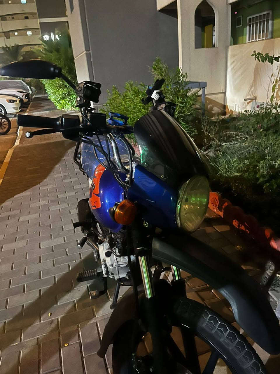 شباب بوكسر 23 مرقم صاحبه موجود دراجه مجفته دراجه نضيفه كل نقص مابيها شغل واطلع عارضها 2.250 وبيه مجال بسيط مكاني بغداد بسمايه
***********
