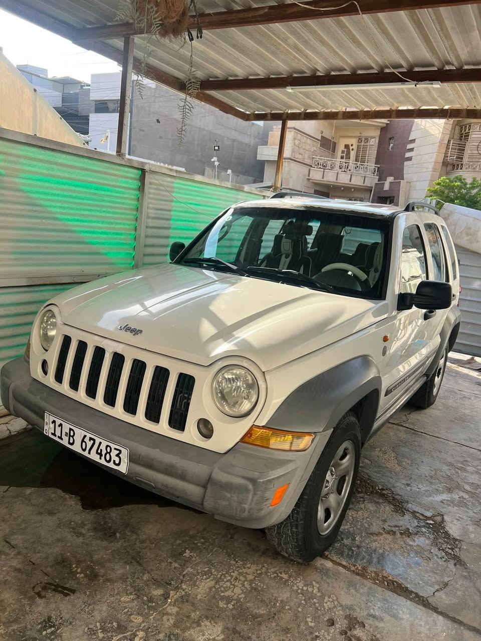 السلام عليكم للبيع جيب لبرتي 2006 السياره كلين كفاله عامه
كير مكينه تبريد حداديه 4X4 فور ويل شاشه اندرويد كامره خلفيه رقم إنكليزي تحويل ثاني يوم تخم تاير جبلي السياره نضيفه ومال بيت السعر /85 وبيها مجال باسمي/*********** بغداد زيونه للعلم السياره خليجي وبدون قطره صبغ
