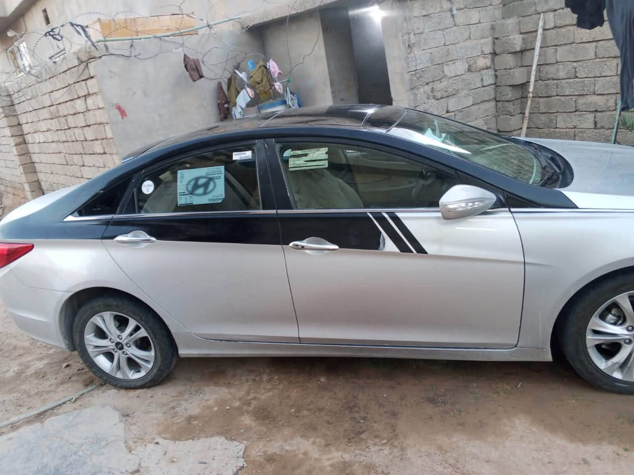 للبيع سوناتا موديل 2010 خليجي  السعر 110$ وبيها مجال محرك 2400  قطعتين تبريد بانوراما   فول مواصفات بصمه تشغيل  بصمه بل بوب. اشاره مراه حساسات أمامي خلفي.  كامره شاشه. السياره رقم اربيل رقم جديد لل 2031  ماشيه 180 الف.  سياره بيه قطعه فقط جاملغ لايمن   نضيفه حيلل
مكان السياره بيجي/قريةالبوطعمه/  ***********‏
