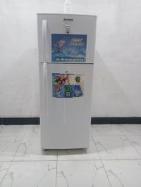 ثلاجه • جديدة • استخدام قليل