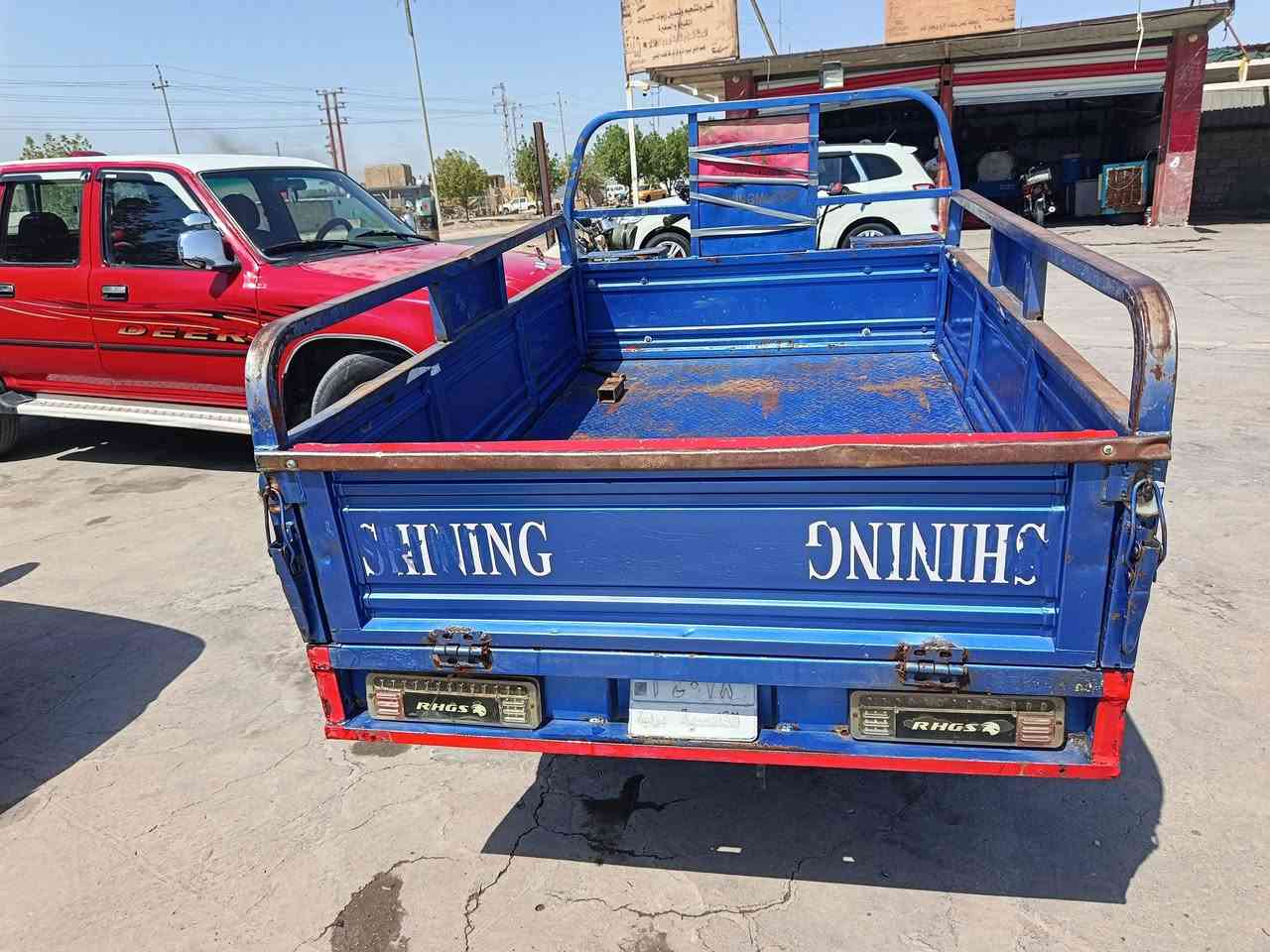 سلام عليكم ستوته للبيع موديل 13 رقم عربي سعر خاص او اتصال ***********
