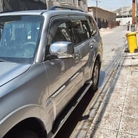 باجيرو موديل 2008 مكفولة بيه بس بارد مكاني بغداد الشعب رقمي 0770997613...