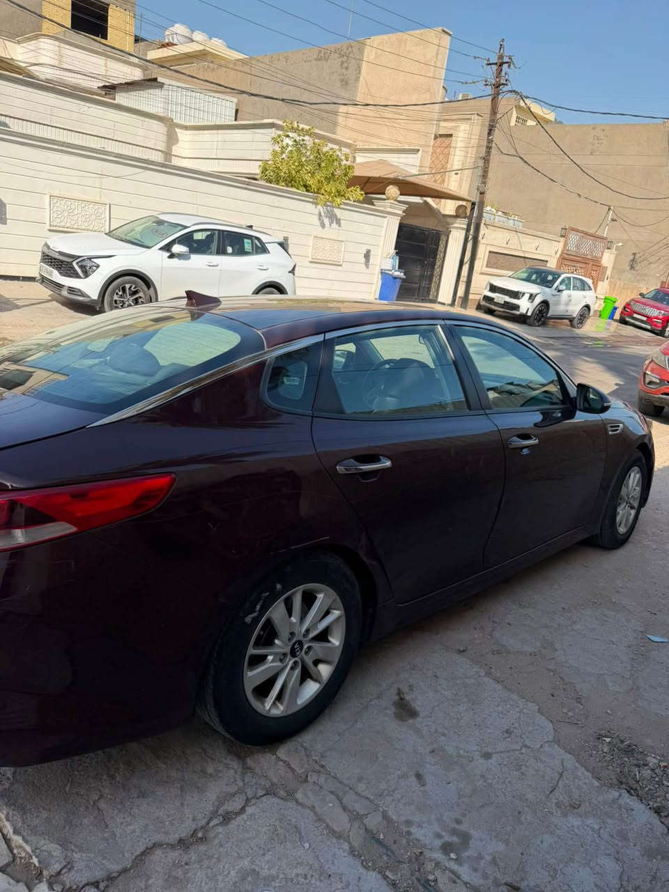 🚘 للبيع | كيا أوبتيما 2018

▪️ الموديل: 2018
▪️ اللون: (مميز)
▪️ المحرك: مكفول
▪️ الجير: أوتوماتيك

✅ السيارة نظيفة وجاهزة للاستخدام.
✅ محرك وكير وشاصي كفاله 
✅ التبريد ممتاز ولا تحتاج أي مصروف.
✅ الفحص مسموح في أي مكان يختاره المشتري.

💰 السعر قابل للتفاوض بالمعقول بعد المعاينة.

📞 للاستفسار والتواصل: (***********) بغداد, العراق
