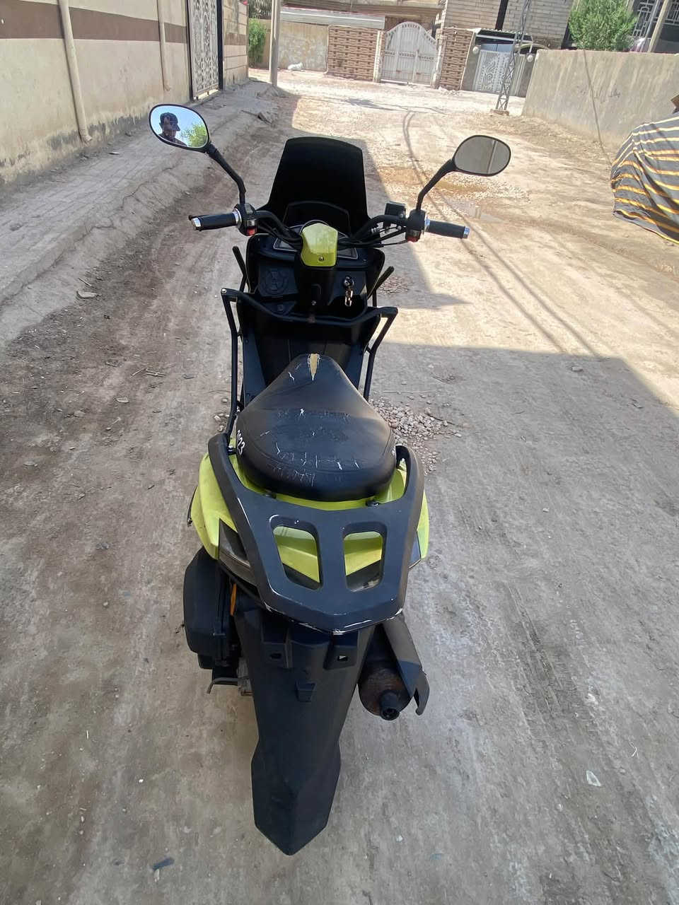 السلام عليكم ورحمة الله وبركاته
سترونك سلف هندر كهربائيات كله شغال دراجة جاهزة 
تراي معدل 
السعر ٣٧٥ الف 
العنوان حلة مركز ***********
