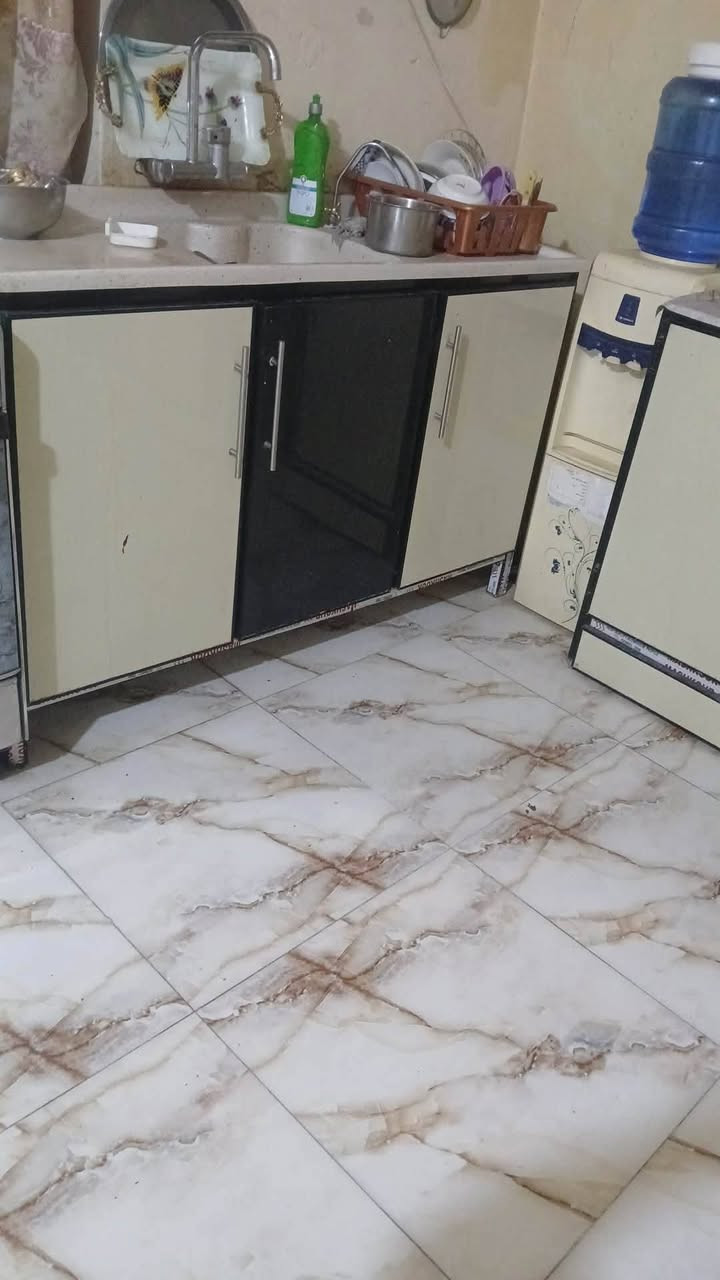 سلام عليكم غراض نظيف منزليه سعر مكيف ٢٥٠ وكاونتر ٤٠٠ قفل مكاني بعقةبه تقاطع الساده اتصل ***********رجا شراي فقط يتصل ادمن وافق رجا
