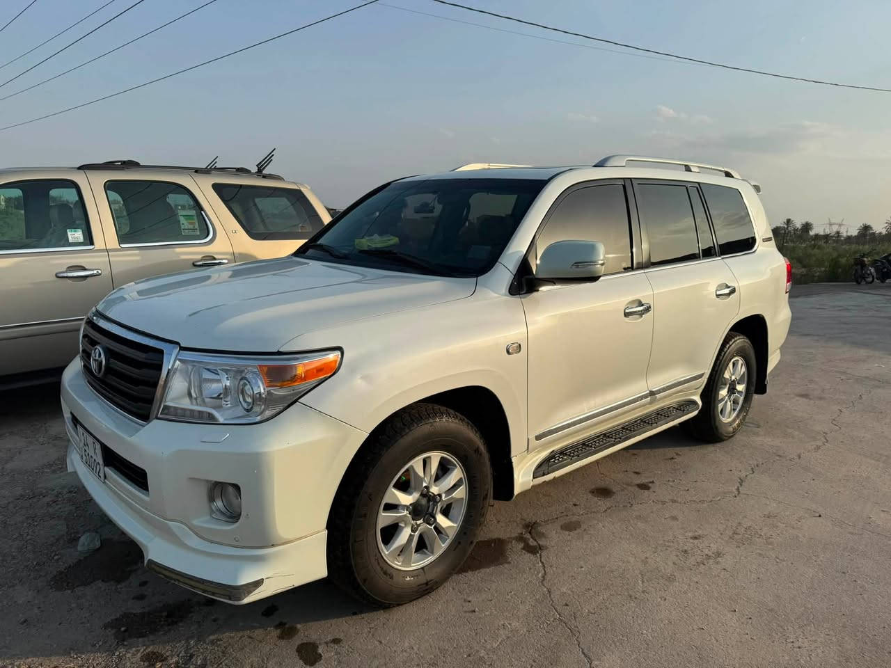 سياره لاند كروز موديل 2008 GXR  V6 ستينية اصل محدث 2015
سيارة بدون صبغ 
سيارة كير محرك كفالة  

حساس امامي

حساس خلفي
 
بصمه ابواب 

فتحه سلايت

كشنات شامو اصلي

محرك V6 

8 ايرباك 
 
مثبت سرعه 

سبعه راكب 

ثلاث قطع تبريد 

تحكمات ستيرن كامله 

وباقي مواصفات معروفه 

سعر 265 وبيهه مجال للشراي 

مكان السياره بصرة  📍

رقم تليفون واتساب الاستفسار ☎️
***********
