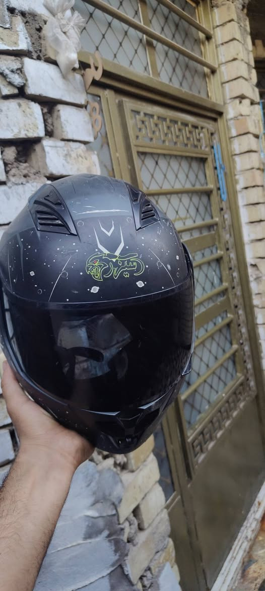 خوذه • سيزر • استعمال بسيط