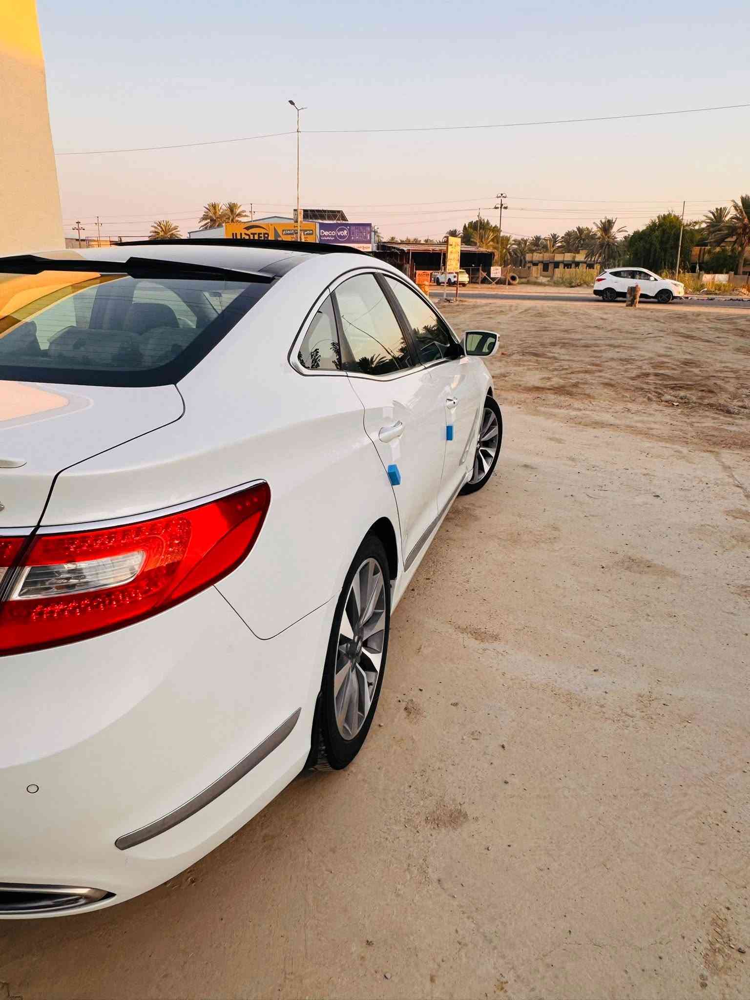 السلام عليكم  ..........
هونداي ازيره  خليجي موديل 2014 خليجي موصفات Vip فول الفول اعله فئه ...؟رقم بغداد بسمي جديد هزه وسنويه تحويل جديد  

شرط تحويل  ........

 مكينه 6 سلندر  كفاله  لا تنقيص ولا تبخير 

سياره كفاله عامه  شرط سونار سياره جاهزه من مكينه وكير وحداديه وتخم تاير تبريد غرفه جديده الف ماذب عليه  

سياره نضافته 💯 بل 💯 جكد ما توقع نضيفه وجاهزه 

موصفات السياره

بجم كله زنون  

بصمه ابواب وتشغيل 

بانوراما طكتين 

كشنات جلد 

تدفئه تبريد كشنات 

قطعتين تبريد 

تحكم كشنات منفصل بل ابواب 

شاشه كبيره بلادي 

تحكم  بيانو 

هند بريك  

برده خلفيه كهربائيه 

بردات جانبيه خلفيه 

مري شفط نظام ترحيب 

عنده تقرب ناره داخليه 

فتح صندوق ذكي 

تحكم جام اتو ......

لدات امامي خلفي وبلو جكتور لد .

لايت زنون عالي ناصي 

حساس امامي خلفي 

تحكم ستيرن كهربائي 

سترين كرهبائي + ذكي 

كشن ذكي 

نظام اصوات انفنتي 

نظام كامرات 

امامي وخلفي وداخلي 

لد مري جانبي 

اناره داخليه بلادي 

مري قلاب  

جرس بل 120 

حساس خلفي امامي 

يدات نيكل إشارات ترحيب جانبي .

دمام خلفي كولتي عالي 

دبل كزوو خلفي 

ويل كب 19 كرؤم......سعره 130

سياره جديده   مكان سياره بابل 

اتصال ***********

واتس ***********
