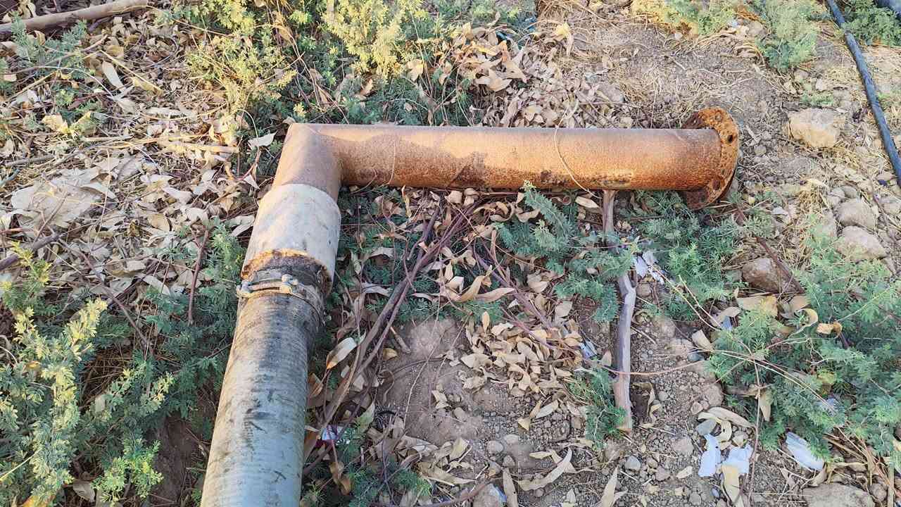 السلام عليكم
للبيع..صونده ام 5  طولها 10 متر و90cm معاها العكس 
المكان قرية المهدية..غير متواجد عالفيس 

للأستفسار اتصل عالرقم *********** وتدلل
