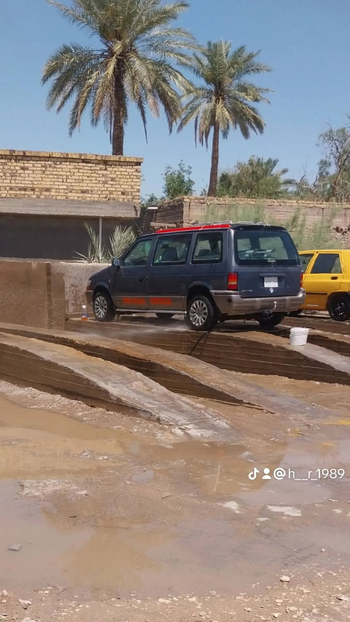 دوج كلايزر موديل ٩٢ رقم نجف الماني سنوية منتهيه كير ومحرك كامري ابو الكف نقص مشط استيرن وصالنصه للبيع او مراوس ب دايو برنس فراشه السعر ١٥ ورقه مكان السيارة الديوانيه الحمزه الشرقي  موبایل ***********@
