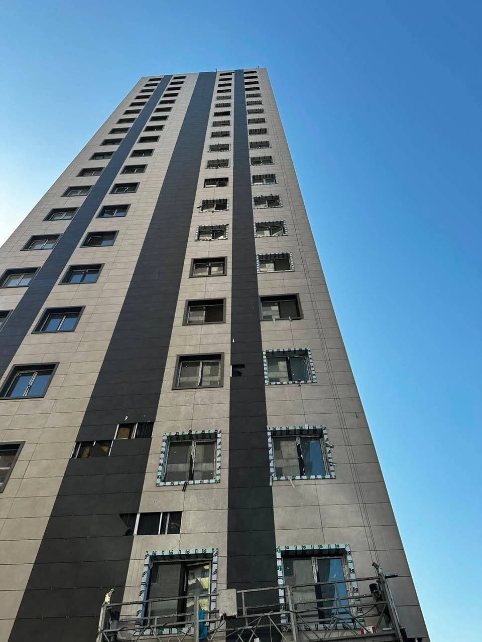 التصميم ولتنفيذ شركة Detay Glass🔴

لعمل الواجهات بالزجاج المقسى
و ماده الفرونتاك
وماده البورسلين الميكانيكي
عمل البارتشنات الداخليه
وباسعار تنافسيه
بكوادر عراقيه🇮🇶 وتركيا 🇹🇷
         تفاصيل الزجاج المقسى بكل انواعه
نوع مقطع الالمنيوم تركي المنشئ مواصفات الالمنيوم الحجم ١٠ سم الثكنس ١.٨  مضاف الى هيكل الالمنيوم مضاد للزلازل ولرياح    مواصفات الجام تركي المنشئ دبل جام ٦ملم طرفين مسكرت مفرغ من الهواء بطريقه حقن غاز الاركون عازل ٧٥ ٪ من ناحيه الحر ولبرد والاتربه ولصوت ويكون ضمان العمل ١٠ سنوات

مع برتشنات داخليه (تقاطيع)
جام 10 ملم مسكرت
مقطع الالمنيوم تركي
👇🏻للتواصل ولستفسار ☎️👇🏻
☎️*********** ☎️
