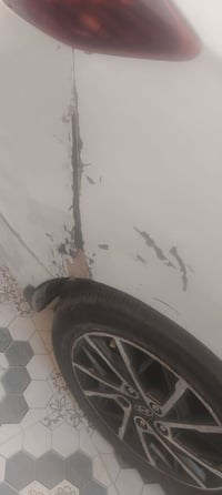 الانترة 20ضربته تبديل البنيد والبدنه الاماميه  وتصليح خفيف مقدمه الفخذ...