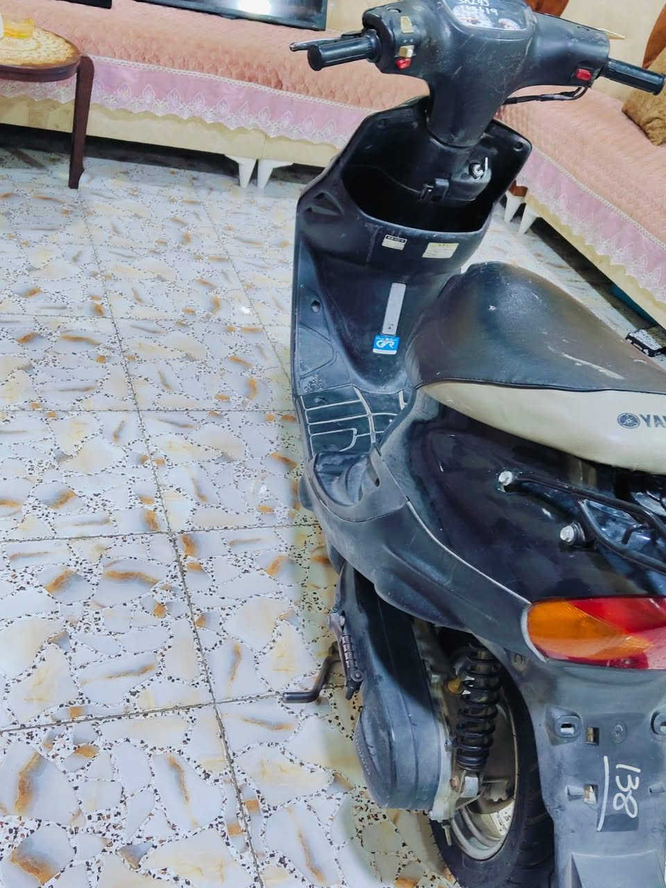 دراجه بيجي 9 زروف
جديده الدرجه كلش رمبه مامفتوحه 

العنوان ناصريه مركز حي الشهداء نهايه شارع النص

الدراجه احلى من الصور كهربائيات كلها شغاله

سلف لايت كلها 

السعر 600 وبيها مجال بسيط

اتصال ***********
