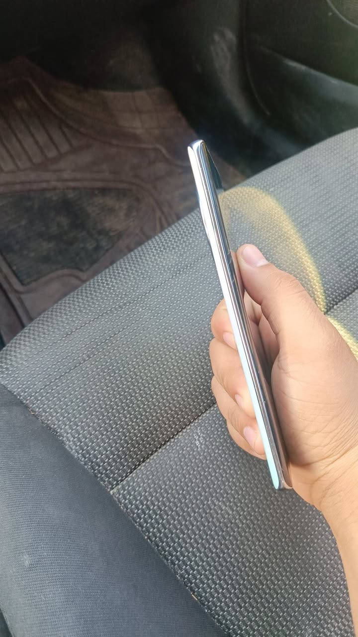 السلام عليكم للبيع هونر اكس تسعه اي 5G  ذاكره 128 الجهاز شاشه مفطره بس ما مأثره كلش حلو كله شغال عل فحص معروف الهونر سعره 140 وبي مجال ماني بغداد ناحيه الرشيد او كويريش قرب الأقواس رقمي ***********
