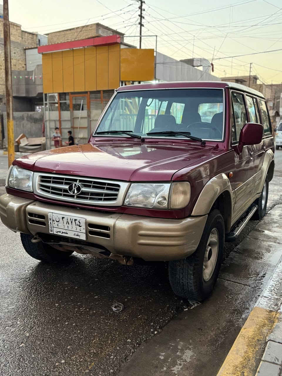 السلام عليكم سياره گالوبر موديل 2000 مكينة 3000
سيارة ابلادية مكفول گير  جديد حاوية ومحرك لا تبخير ولا تنقيص تخم تاير دفع رباعي شغال حدادية جديدة امامي خلفي السنوية منتهية 22 مكاني بغداد الرئاسة 
 السعر  60 وبيهة مجال 
***********
