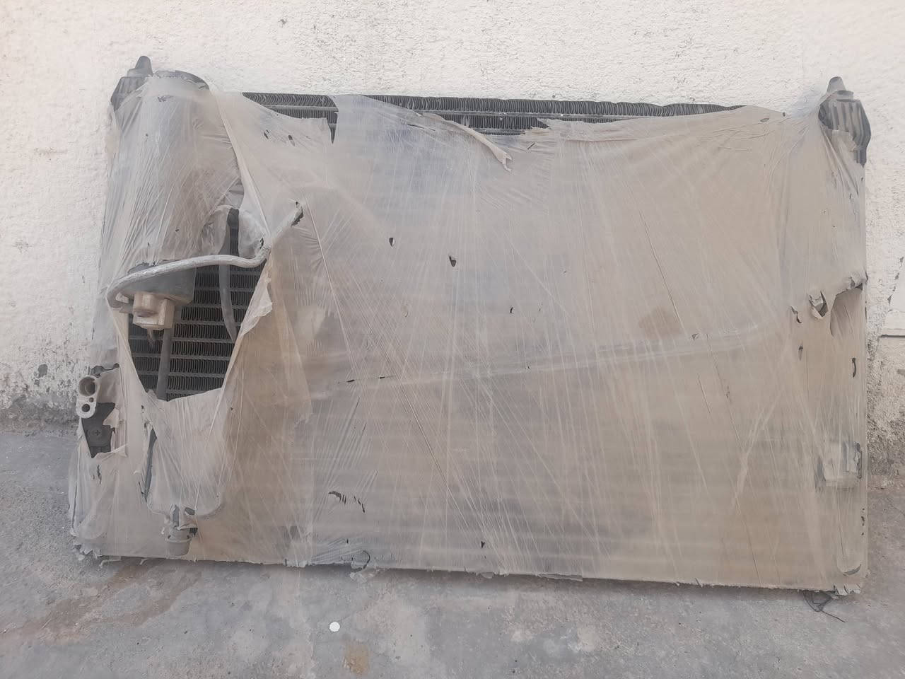 السلام عليكم
للبيع راديتر تبريد تفصيخ راس الثور فلات 
المكان بصرة _سفوان 
للتواصل ***********
