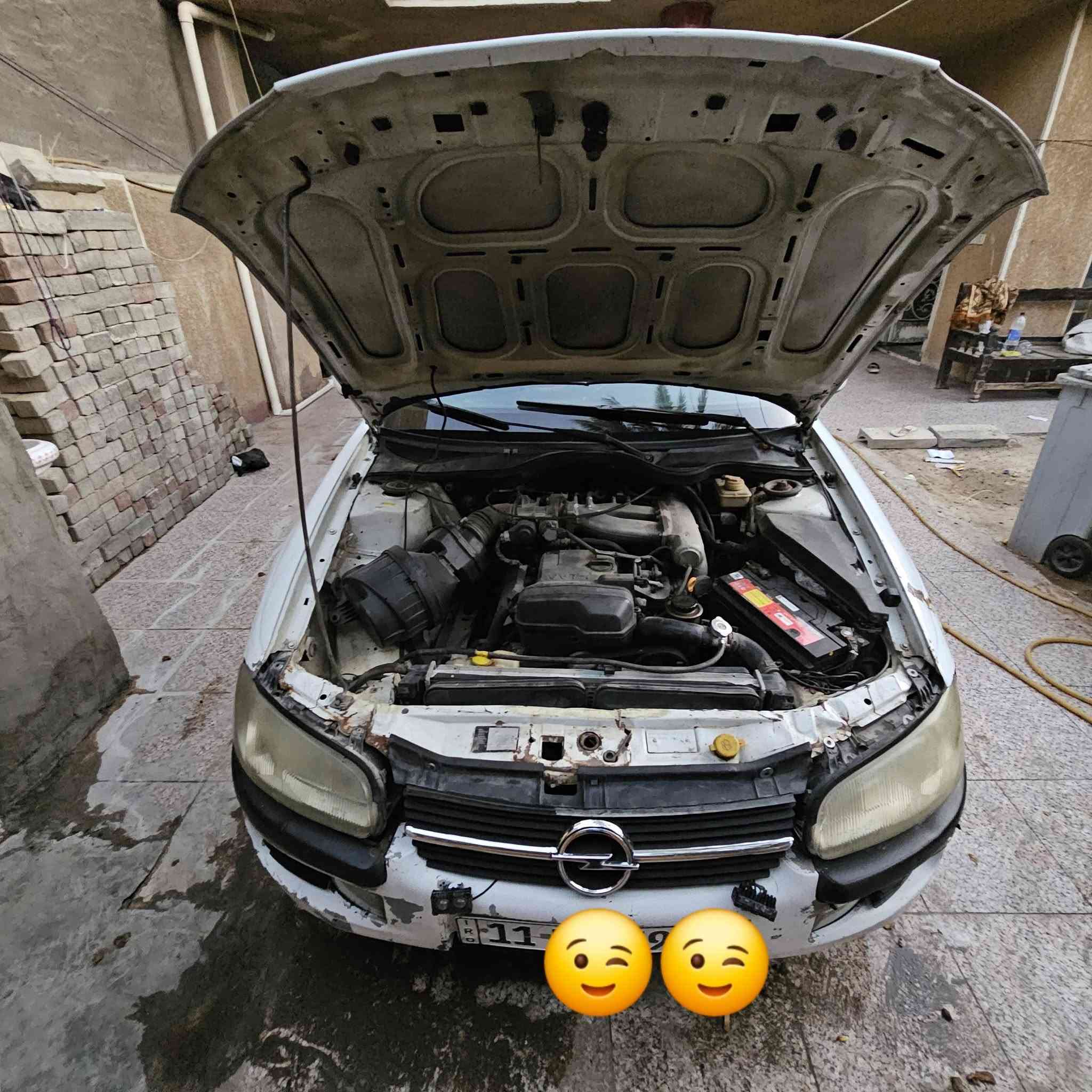 السلام عليكم
اوبل بزون ستيشن موديل 1996 محور VVT كير اوتوماتيك رقم بغداد انكليزي لسعر 45 ورقه وبيها مجال 
@***********
او راسلني خاص لتفاصيل اكثر
