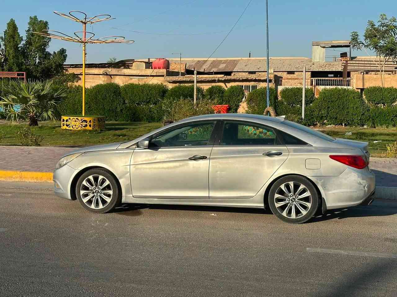 للبيع سوناتا 2012 امريكي ✅
مبدل ٣ قطع مع صبغ قطعتين
Gdi 2400
جاهزه من تبريد مكينة كير و حدادية 
مع تخم تاير
سعرها 90$ ورقة و بيها مجال 
مكانها كربلاء
تلفون ***********
