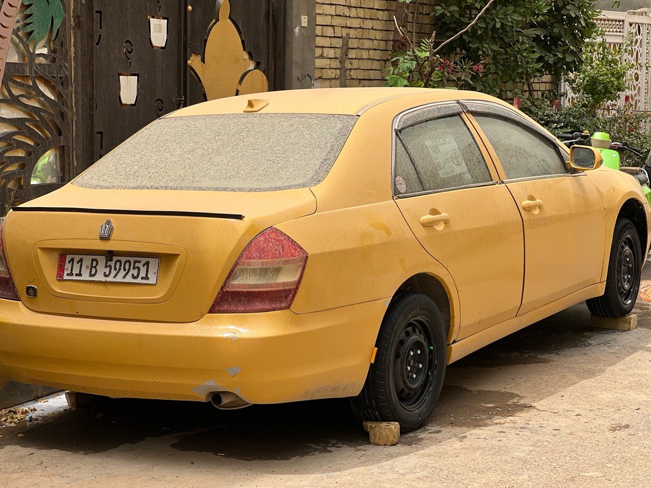 بي واي دي اف6 • ٢٠١١ • زعفرانيه