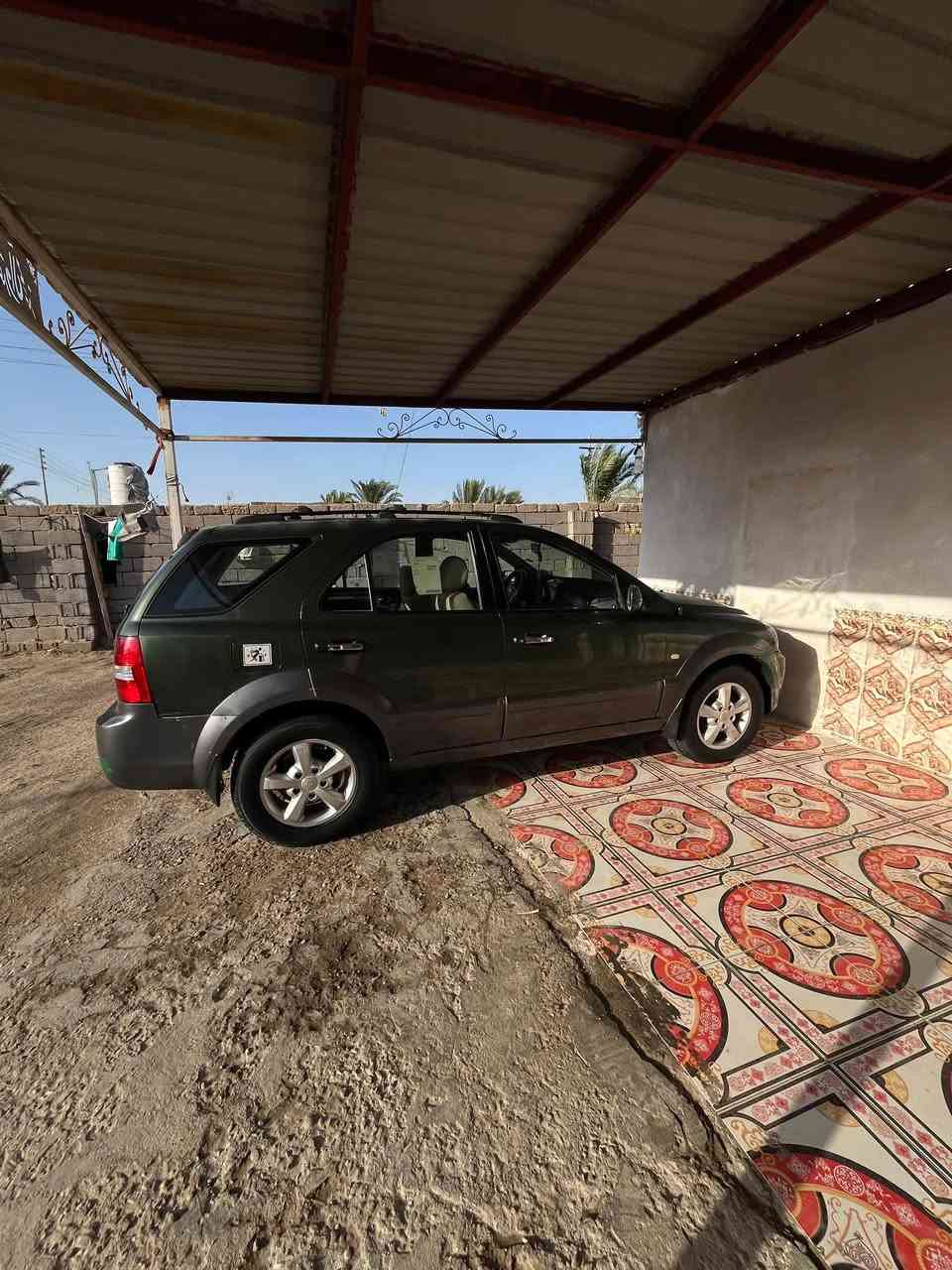 سلام عليكم شنو عندك مراوس تعال خاص  سياره سورنتو  خليجي مديل 7 سياره جاهزه كهربائيه كله شغاله تبريد شغال مكفوله سياره لا كصه ولا ضربه ولا صبغ ولا معجون كفاله مكينه وكير خير من الله 6 ستندر حداده 100/100 راعيه موجود شوكت ما تريد تحويل موجود سعر 88 وبيه مجال مكاني البصره قضاء القرنه ***********
