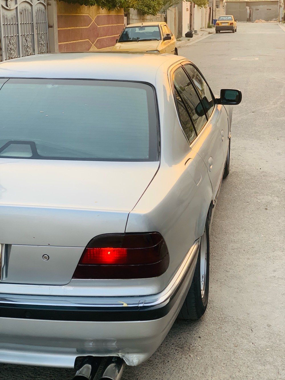 BMW خفاش 1997

رقم اربيل تحويل او وكاله رقم مميز
سنويه منتهية قبل 4 اشهر

حجم 28 V6

كشن كهرباء جلد

تدفئة تبريد

شاشة اندرويد

سستم صوت

تخم تاير

باتري جديد

منضومه بانزين جديدة

عليها ادامه كامله

بدون اي نقص 

كير ومحرك بشرط طيارة

كهربائيات فول 

السعر 80 ومجالها بسيط

8 اوراق عليها تنزل من سعرها