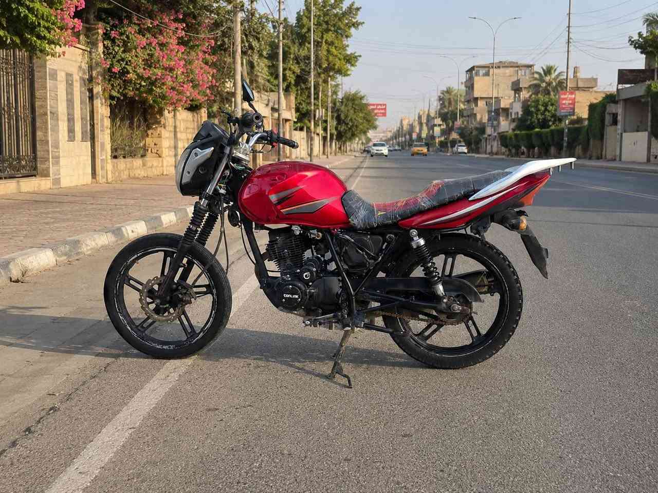 دراجه للبيع نوع سونك نضيفة محرك مفتوح امبدل رنگ فقط شرط لا صرف ولا نفخ
السعر ٣٧٥ وبي مجال مكاني تكريت ***********. *********** واتساب
