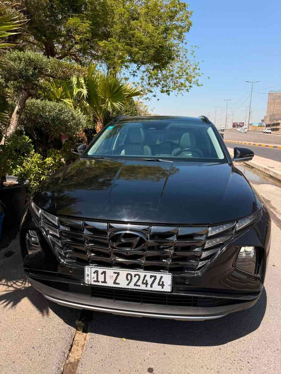 2024 hyundai tucson htrac plug in
مواصفات 
⚫️هايبرد + شحن + بانزين 
(قتصادي جداً وقوي)
⚫️تشغيل عن بعد 
⚫️رادار ٣٦٠ درجه 
⚫️خمس كامرات ٣٦٠ درجه 
⚫️صندوك ذكي كهرباء
⚫️قياده ذاتيه 
⚫️نقاط عمياء 
⚫️كشن كهربائي تدفه تبريد 
⚫️اوتو هولد
⚫️تبريد قطعتين 
⚫️3وضعيات قياده 
⚫️تحكم قياد في البصمه 
⚫️داخل بيجي 
⚫️بعد بيها هواي موصفات 

🚙السياره حادثها بنيد مبدل ومصبوغ فقط 
📍بغداد البنوك 
📞 *********** وتساب
