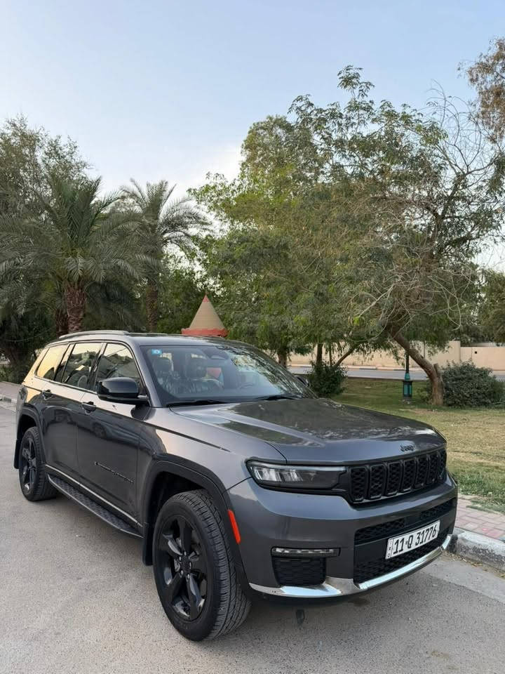 السلام عليكم
للبيع 
جيب 7راكب 
موديل 2022
بيها بنيد صبغ بدون داخل 
فول مواصفاات عدا فتحه
السعر 255ورقه وبيها مجال 
للاتصال ***********
مكان سياره بغداد اليرموك
