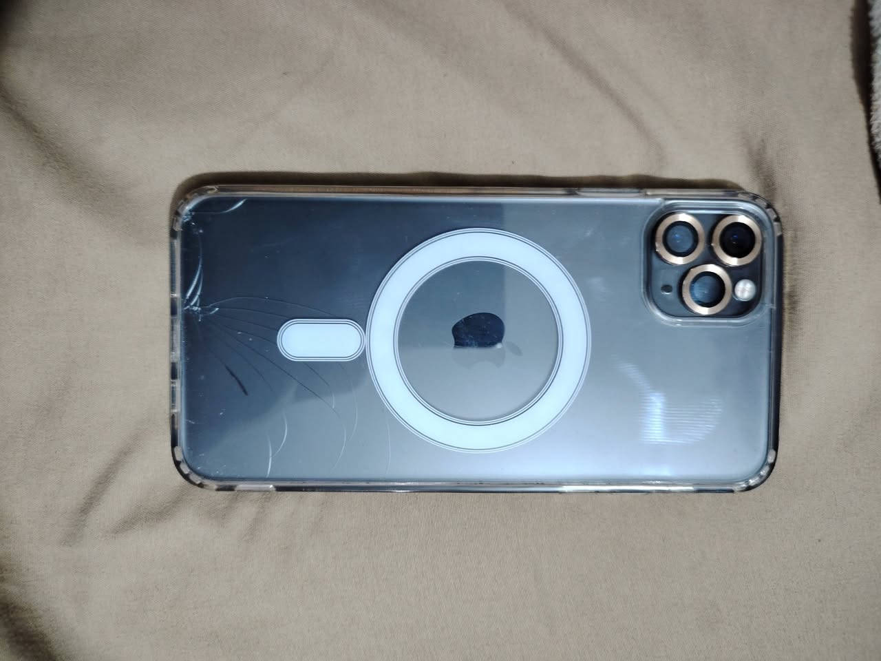 سلام عليكم
iPhone 11 Pro Max  وتر بروف ممفتوح ولامصلح

ذاكرة 256

بطارية 93 اصلية شرط الفحص

بي فطور بل ضهر بسيطه 

جهاز حيل نضيف كدام العين مكفول

سعر 290 وبي مجال للشراي 

استفسار اكثر اتصل 

*********** واتساب 

مكاني بغداد الامين الثانية
