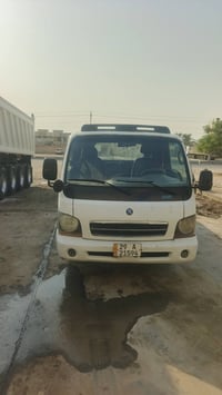 كيه 2002 للبيع للاستفسار 07752516095