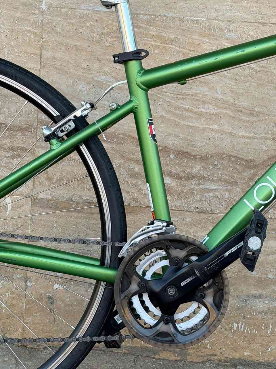 السلام عليكم ورحمة الله وبركاته 🌹
🚲 دراجة هوائية للبيع ماركه لويس 
🔹 ماركة كنديه 🔹 لون مميز  🔹 فريم ناصي 🔹 مناسبة لطول 160  165 إلى 170 سم 🔹 هيكل من الألمنيوم خفيف الوزن 🔹  🔹 مكاين 3×8 🔹 نظافة عالية جدًا 95% 🔹 الدراجة بحالة الوكالة، خالية من أي عيب 🔹 شرط الفحص والضمان والنظافة
📍 العنوان: كربلاء – طويريج
🚚 تتوفر خدمة توصيل إلى جميع محافظات العراق.
📞 للاستفسار: خاص أو على الرقم
***********
