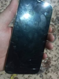 آيفون ١٢ برو ماكس • بطارية ٧٩ • ظهر مكسور