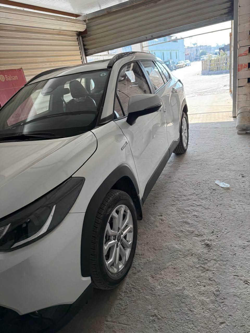 فوت لاندر ٢٠٢٤ ماشيه٢٨نص فول سعره ٢٨ عراقي***********
