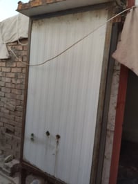 حمام • متر ونص • للبيع