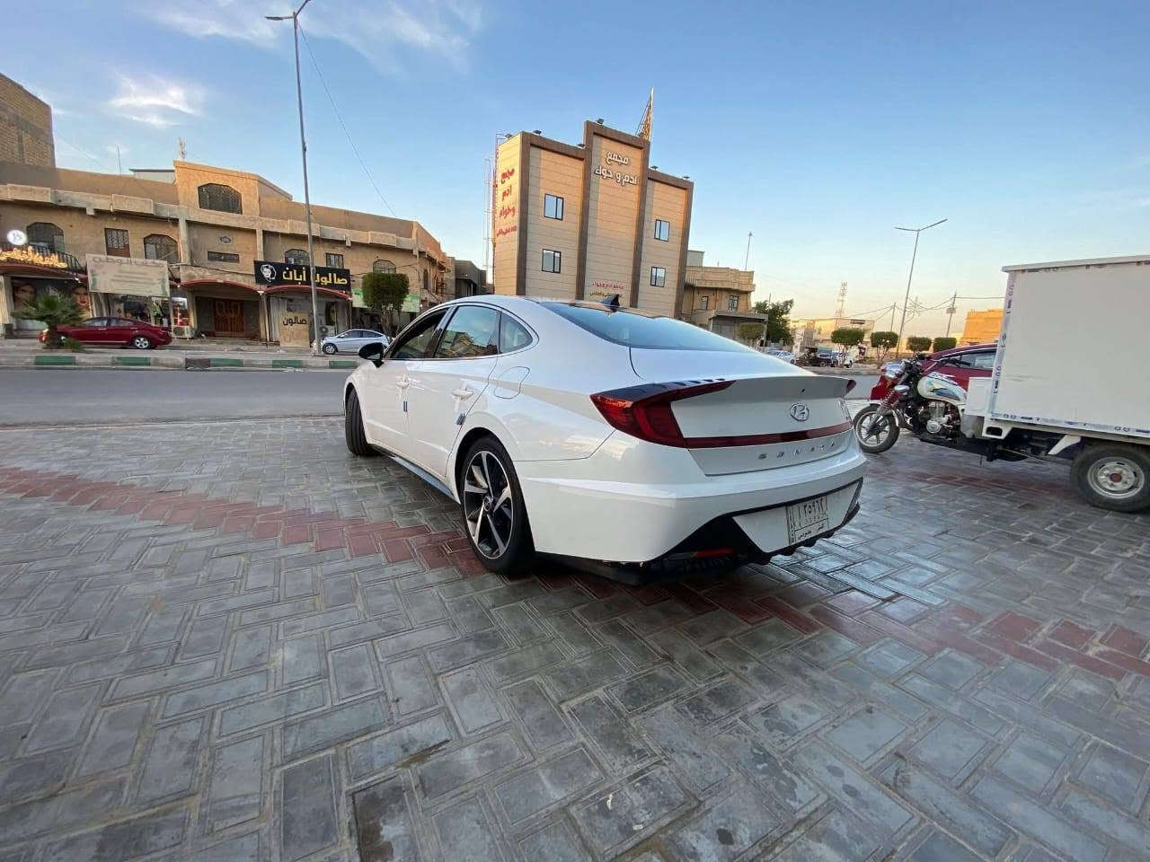 سلام عليكم 🫡
للبيع سوناتا جديده مديل 2021 سياره جديده ❤️
استخدام بنيه من البيت لل مستشفى وضع شركه😘
السياره بيهه بنيط مبدل فقط حادثهه بل صور 💞
السعر 140وبيهه مجال او مراوس ب اقل منهه💯
الشراي ينتصل واني خادم *********** 📵ابو يزن السماوا, المثنى

نص مكتوب في الصور:
- 7 / 12 bid.cars/en/lot/0-3 BidCars - Your Best Car Bro... bid.cars تثبيت
- 1 / 12 bid.cars/en/lot/0- BidCars BidCars - Your Best Car Bro... bid.cars تثبيت