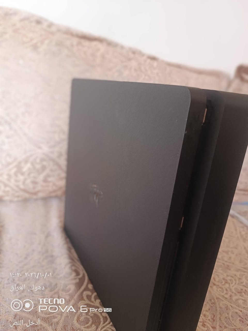 السلام عليكم بلي4 سلم للبيع يتهكر نظام13.52 نص تيرا نضافه فول مامفتوح ثنين جوستك وحده اصليه وثانيه تجاره ويا قرصين فيفا2017 وا اساسين كريد نسخه اودايسن وا كامل ملحقاتو وستكرات كامله رابدو 330الف بي مجال لل استفسار ***********

نص مكتوب في الصور:
- TECNO POVA 5 Pro 5G
- ١٤:١٩ ٢٠٢٦/١٠/٠١ دهوك, العراق TECNO POVA 6 Pro 5G أدخل النص
- ١٤:٢٠ ٢٠٢٦/١٠/٠١
- دهوك, العراق
- TECNO POVA 6 Pro 5G
- أدخل النص
- ١٤:٣٠ ٢٠٢٦/١٠/٠١