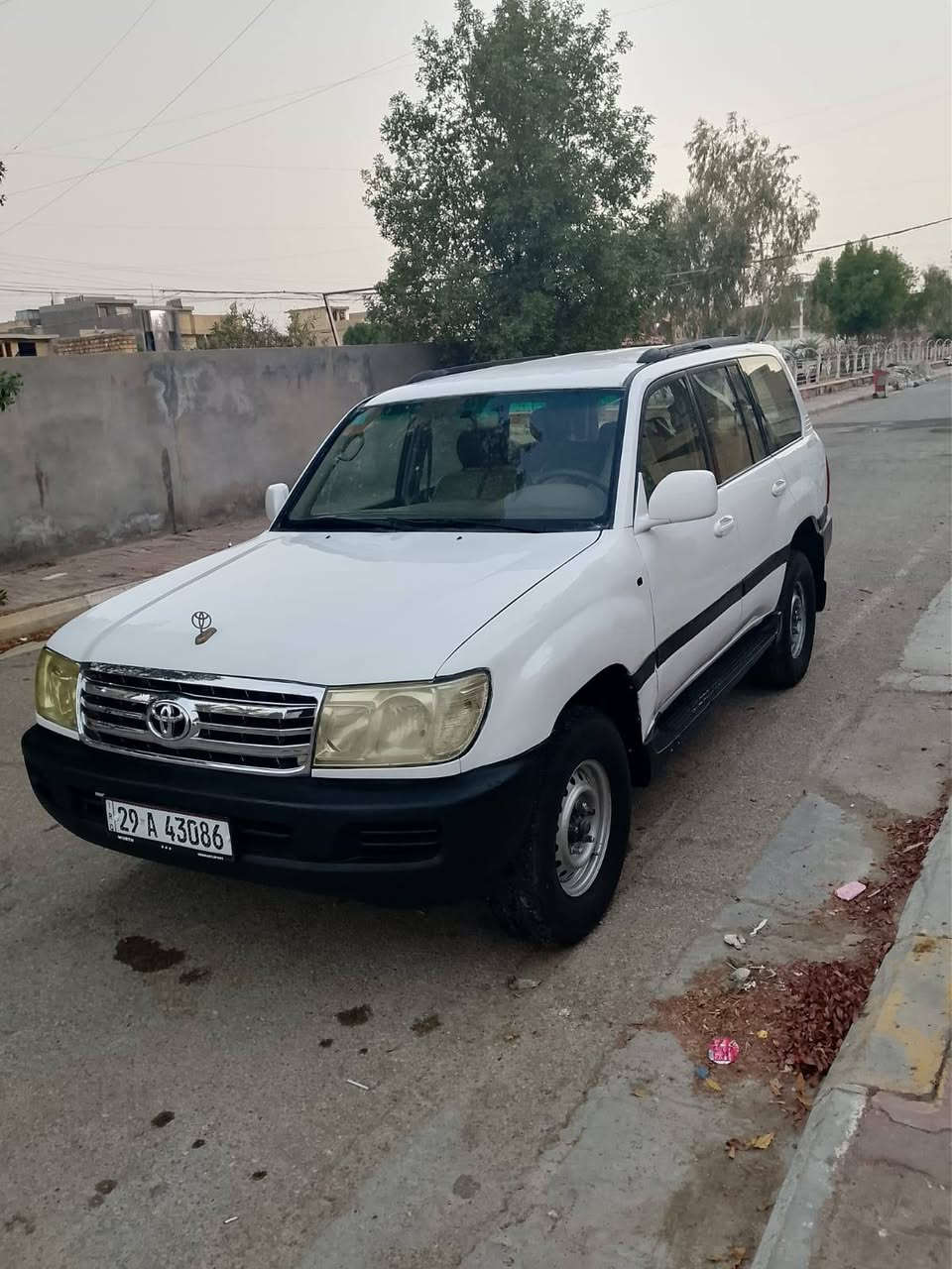 السلام عليكم لاندكروز 1998 محرك بلاد كير عادي دبل تانكي سنويه 31 تحويل ثاني يوم تخم تاير باتري جديد صدر جديد 

مكاني كوت 
للاستفسار ***********
