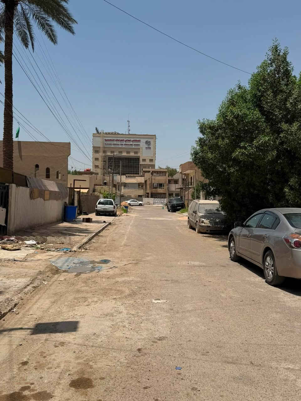 قطعه ارض للبيع
📍الموقع : شارع فلسطين محله 504 
🛑 المساحه :    150 متر 
🛑 الواجه     :   6 متر 
🛑 النزال      :   25 متر 
📝 موقع ممتاز 
 ⛰️مكتب الجبل للعقار ⛰️
للاستفسار الاتصال على الارقام التاليه او زياره موقع المكتب الكائن في شارع فلسطين قرب فلكه مصرف الرافدين ☎️ *********** ☎️ ***********
مستعدون  لعرض  عقاراتكم ولتسهيل عليكم البيع بالسرعة الممكنة ويفضل من المالك الشرعي للعقار   حصرا لتكون المصداقية مع المشتري حصرا... مع التقدير
