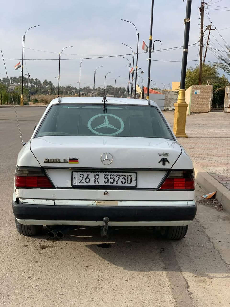 مارسيدس دب 
موديل 88 
رقم وهزه جديد بأسمي تحويل ثاني يوم
تخم تاير جديد 
دوشمه جديد 
كير ومحرك خير من الله 
لاتنقيص ولا تبخير 
تبريد نقص كبمريسر 
تدفئه نار
مازدات واشاير جديد
قواعد دبلات سليمه
السعر 50 وبيها مجال 
الرقم ***********
