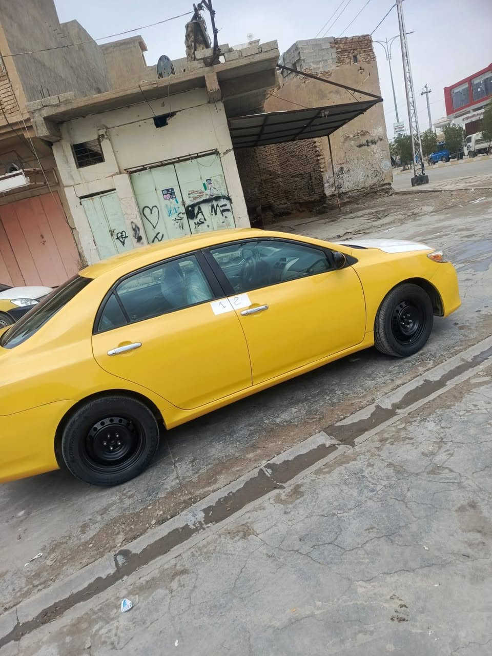 سيارة كورلا 2012 امريكي جامرلغ امامي صفحة السكن مبدل سيارة بدون دواخل ليبل واحد صدر امامي خلفي جديد تأيرات تخم جديد باتري جديد رقم ديالى الجديد سنوية لل 2031 تحويل مباشر السيارة جاهزة كاملة مكينة بيه تنقيص السيارة خير من الله المكان ديالى جلولاء السعر 105 وبيه مجال  للاستفسار الاتصال على رقم ***********
